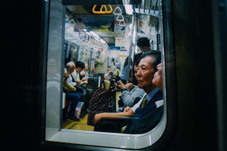 Cómo elegir el mejor electricista urgente 24h en tu barrio